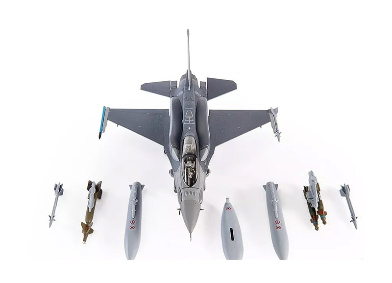 JC Wings F16D Fighting Falcon Republic of Singapore Air Force, 425th Fighter Sqn Diecast Scale Model - 1/72