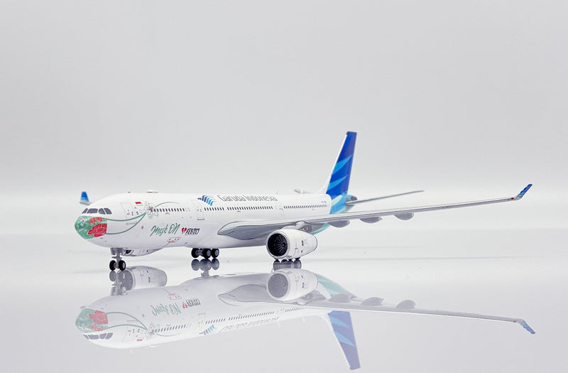 JC Wings Garuda Indonesia Airbus A330-300 Mask On Diecast - PK-GHC - 1/400 = JCLH4216