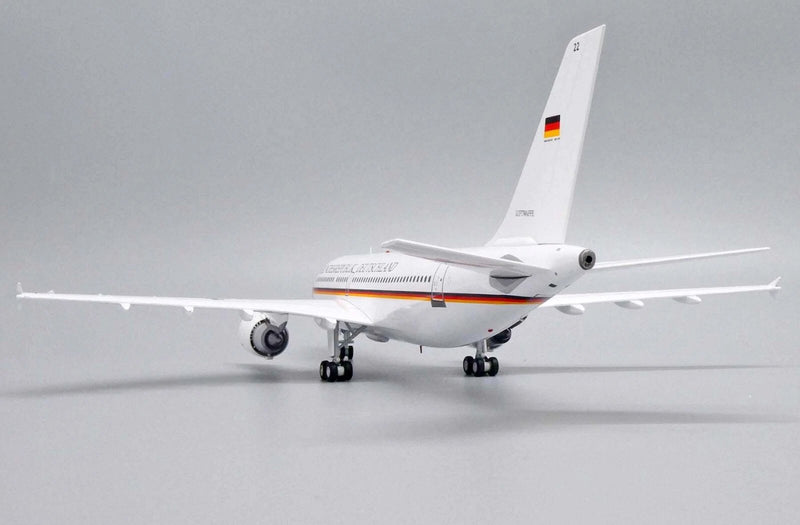 JC Wings German Air Force / Luftwaffe Airbus A310-300 - 10+22 - Diecast Model - 1/200