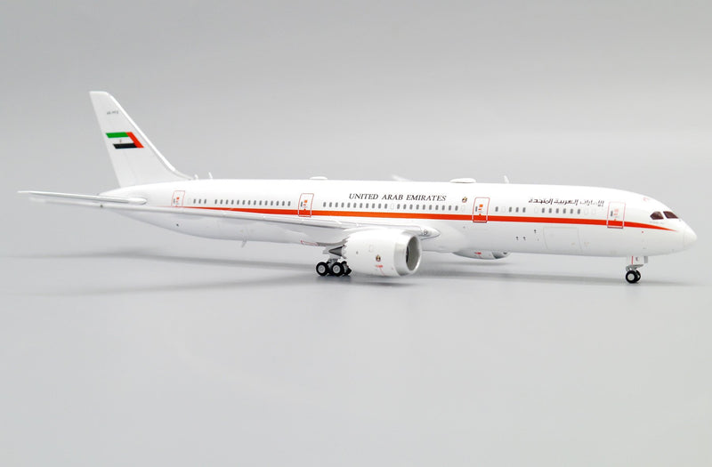 JC Wings UAE Abu Dhabi Boeing 787-9 Dreamliner Diecast - A6-PFE - 1/400 - JCLH4244