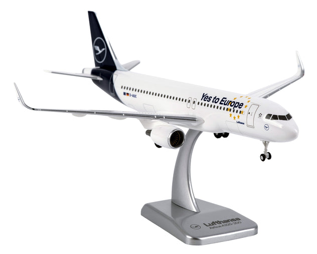 Limox Wings Airbus A320 neo Lufthansa "Yes to Europe" D-AIUC 1/200 Plastic Model Aircraft