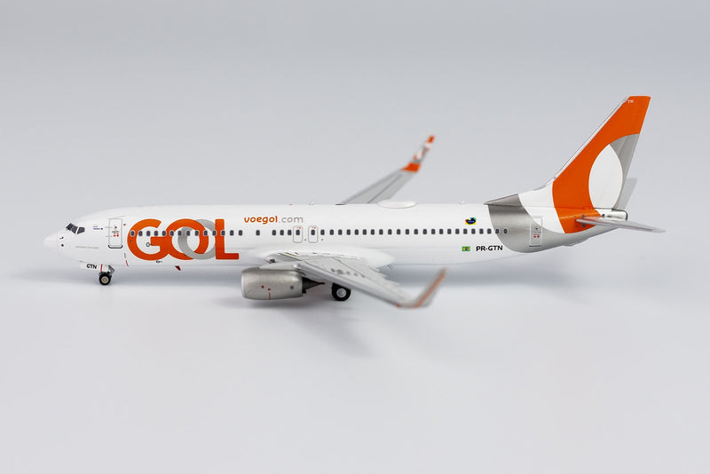 NG Models GOL Linhas Aereas Boeing 737-800/w Diecast Model - PR-GTN - 1/400
