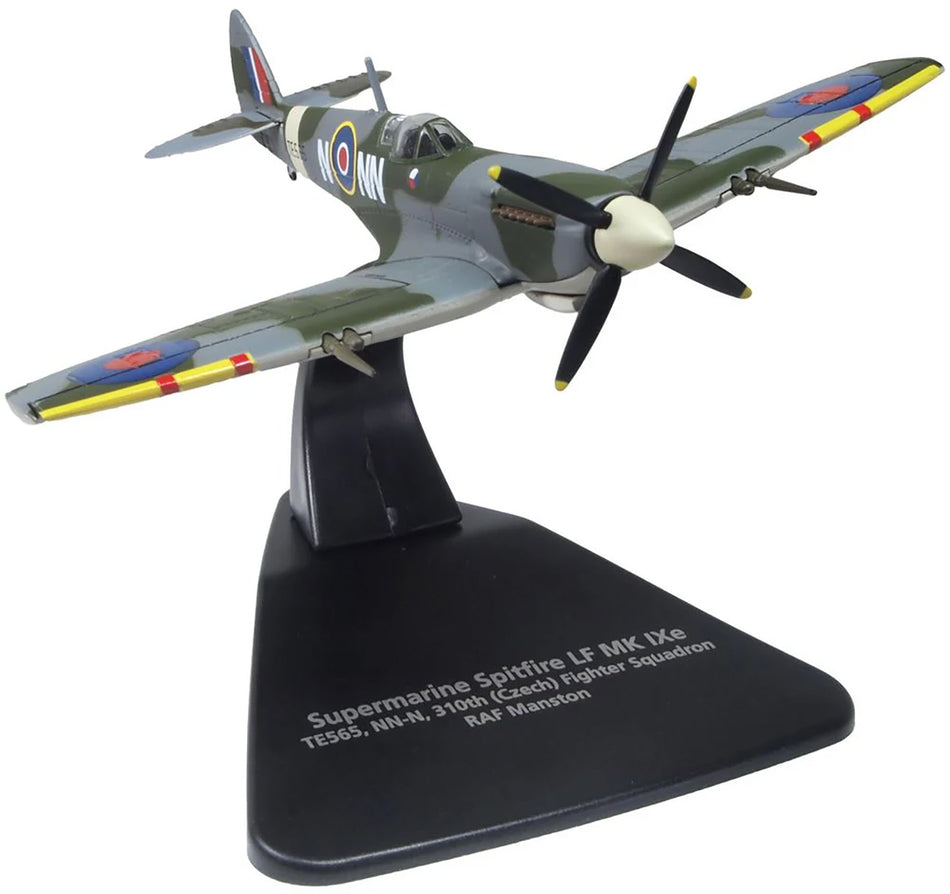 Oxford Spitfire LF MK Ixe Cxech Fighter Quadron 1945 Diecast - 1/72