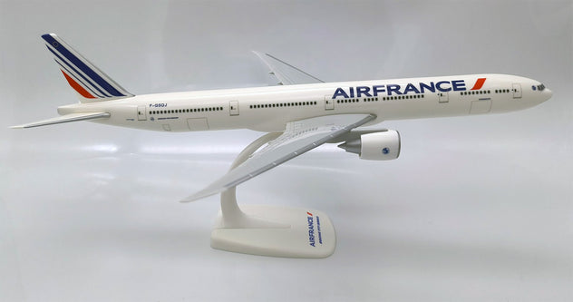 PPC Holland Air France Boeing 777-300ER 1:200 Plastic Model Aircraft