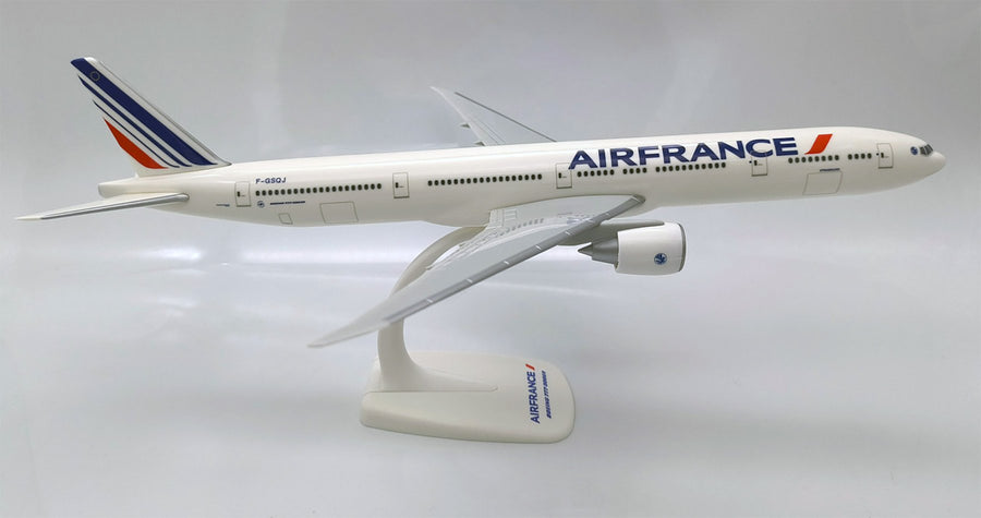 PPC Holland Air France Boeing 777-300ER 1:200 Plastic Model Aircraft