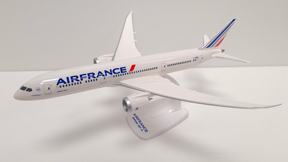 PPC Air France Boeing 787-9 Dreamliner Plastic Model - 1/200 Scale