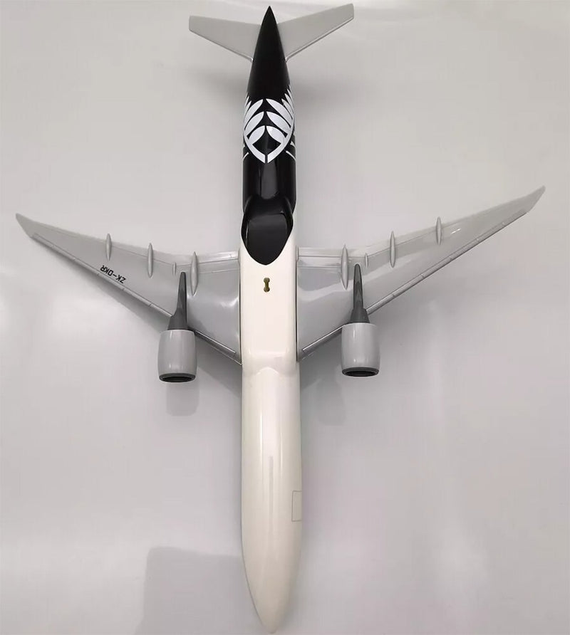 PPC Air New Zealand Boeing 777-300ER Plastic Model - ZK-OKR - 1/200 Scale
