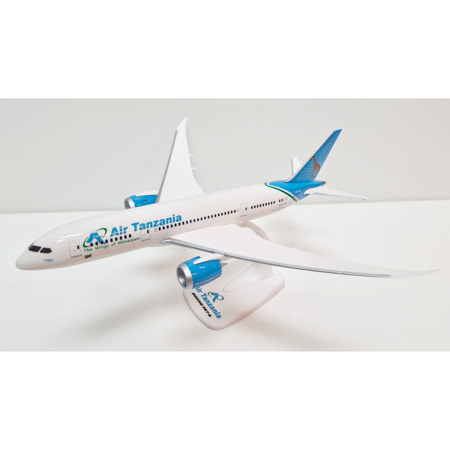 PPC Holland Air Tanzania Boeing 787-9 Dreamliner 1:200 Scale Plastic Model Aircraft - SH-TCG