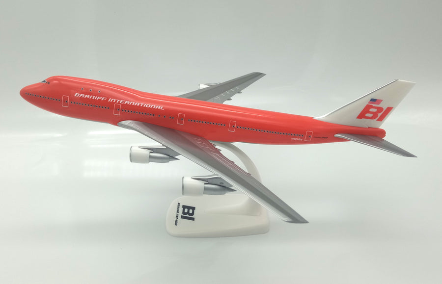 PPC Holland Boeing 747-100 Braniff 1:250 Scale Plastic Model Aircraft