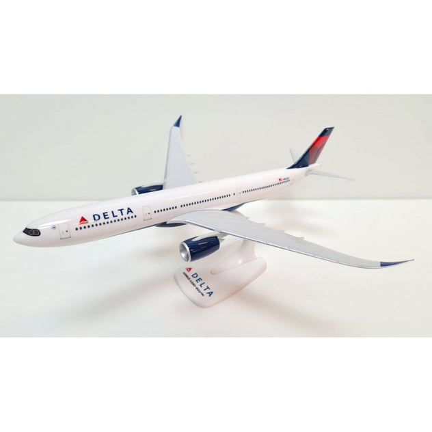 PPC Holland Delta Airbus A330-900neo N401DZ 1:200 Scale Plastic Model Aircraft