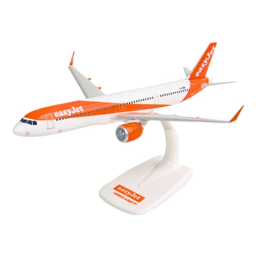 PPC Holland EasyJet Airbus A321 Neo 1:200 Scale Plastic Model Aircraft