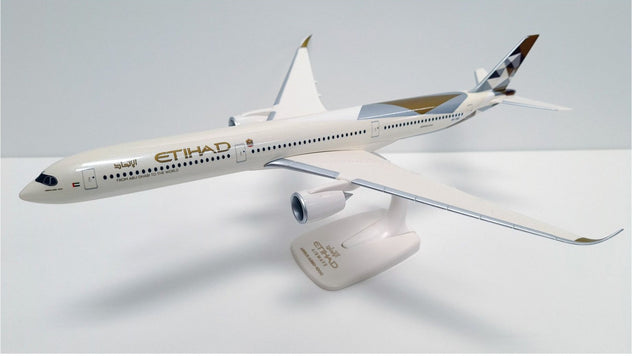 PPC Holland Etihad Airways Airbus A350-1000 1:200 Scale Plastic Model Aircraft