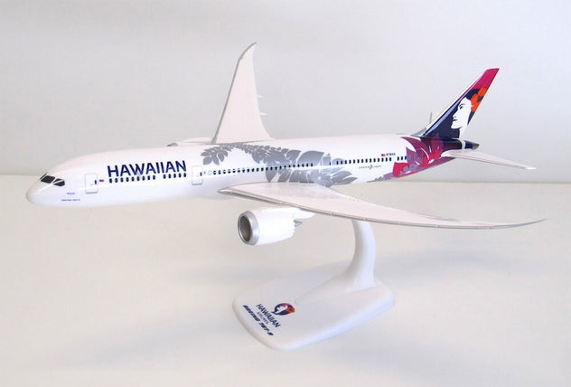 PPC Holland Hawaiian Airlines Boeing 787-9 1:200 Scale Plastic Model Aircraft