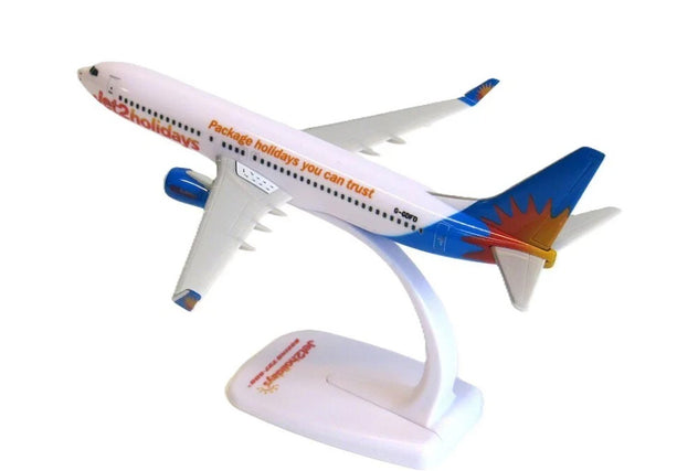 PPC Jet2 Holidays Boeing 737-800 1:200 Scale Plastic Model Aircraft