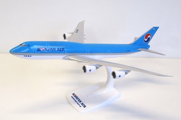 PPC Holland Korean Air Boeing 747-8 1:250 Scale Plastic Model Aircraft