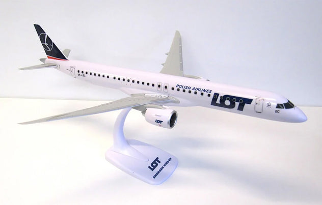 PPC Holland LOT Polish Embraer E195-E2 1:100 Scale Plastic Model Aircraft