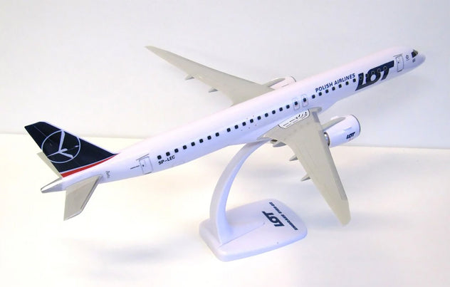 PPC Holland LOT Polish Embraer E195-E2 1:100 Scale Plastic Model Aircraft