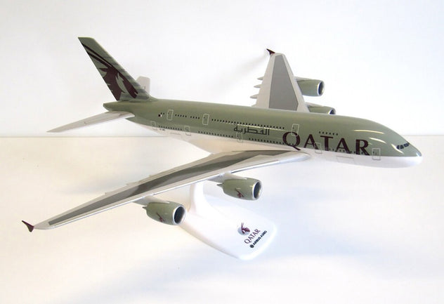 PPC Holland Qatar Airways Airbus A380 1:200 Scale Plastic Model Aircraft