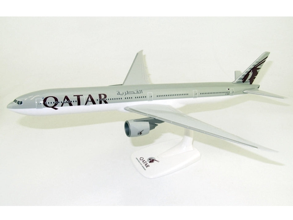 PPC Qatar Boeing 777-300ER Plastic Model - 1/200 Scale