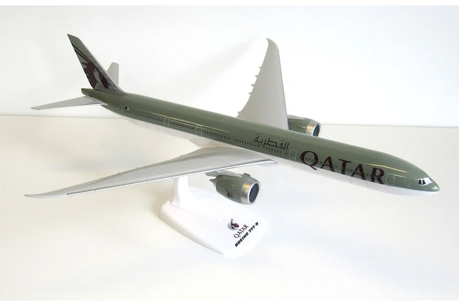 PPC Holland Qatar Airways Boeing 777-9X 1:200 Scale Plastic Model Aircraft