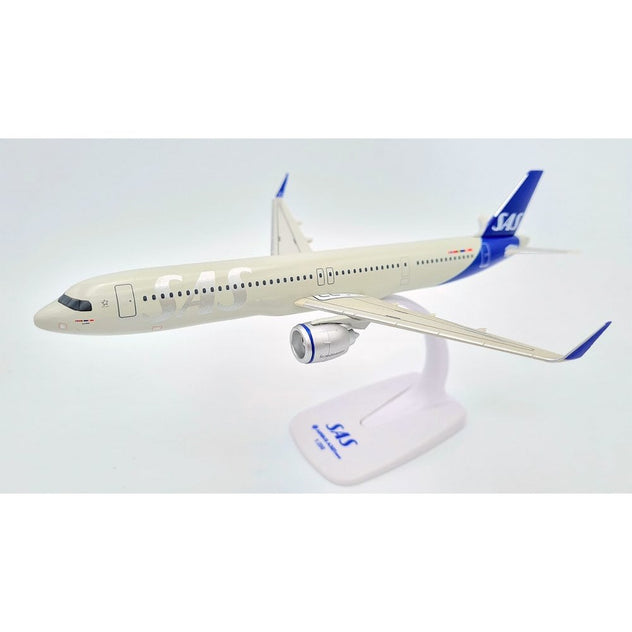 PPC Holland SAS Airlines Airbus A350-900 1:200 Scale Plastic Model Aircraft