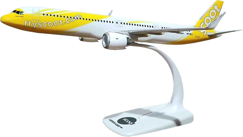 PPC Scoot Airbus A321Neo Plastic Model - 1/200 Scale