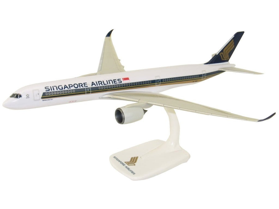 PPC Holland Singapore Airlines Airbus A350-900 1:200 Scale Plastic Model Aircraft