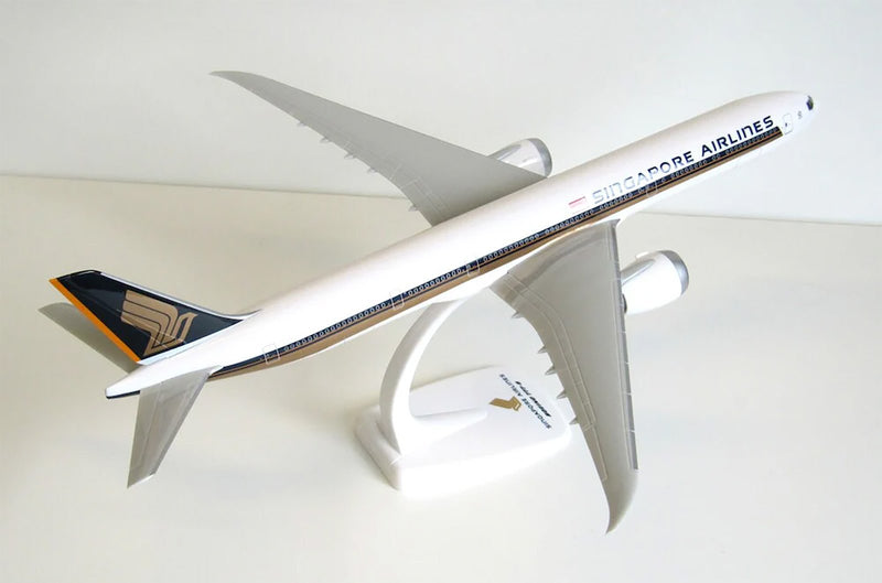 PPC Singapore Airlines Boeing 777-9X Plastic Model - 1/200 Scale