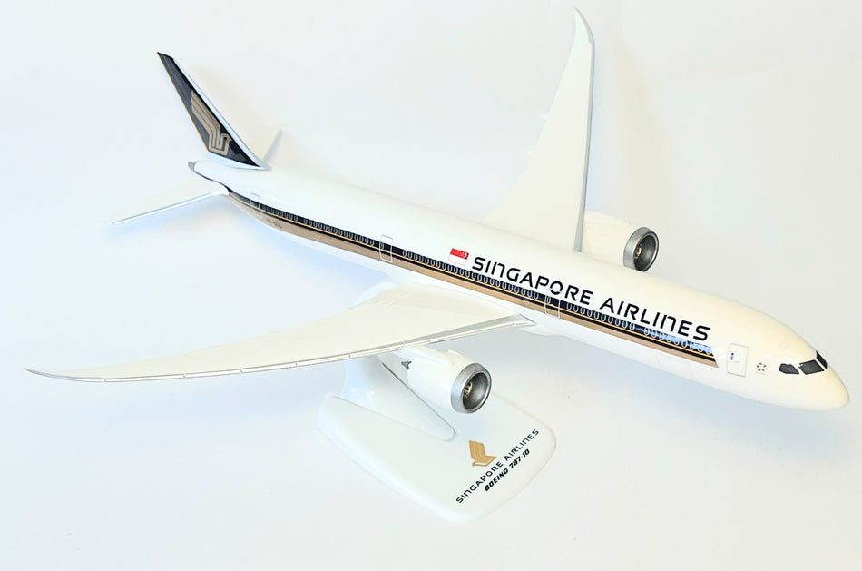 PPC Singapore Airlines Boeing 787-10 Plastic Model - 1/200 Scale
