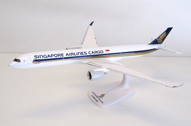 PPC Holland Singapore Airlines Airbus A350F 1:200 Scale Plastic Model Aircraft