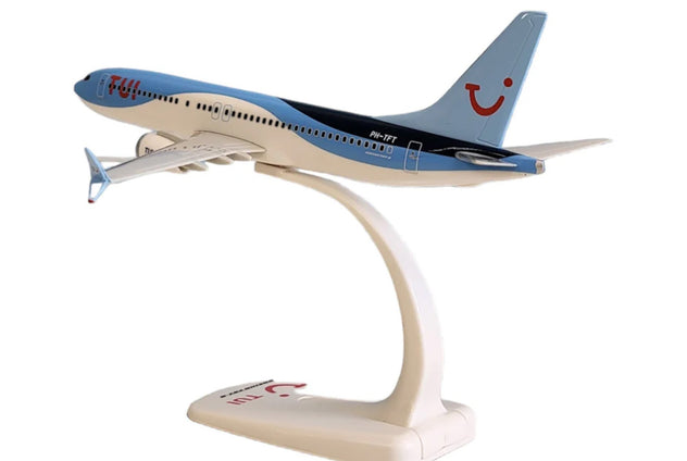PPC Holland Boeing 737-8 Max TUI Holland 1:200 Plastic Model Aircraft