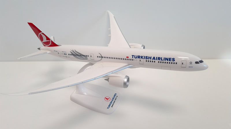 PPC Turkish Airlines Boeing 787-9 Plastic Model - 1/200 Scale