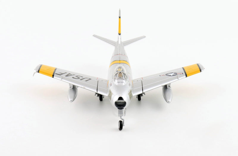 Hobby Master HA4328 F-86E Sabre George Davis 334th FIS USAF 1952 Diecast Model Aircraft 1:72