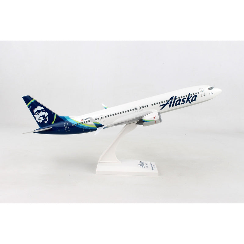 Skymarks Alaska B737 Max 8 Plastic Model - Scale 1:130
