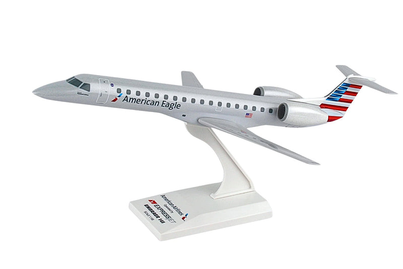 Skymarks American Eagle ERJ-195 Plastic Model - Scale 1:100