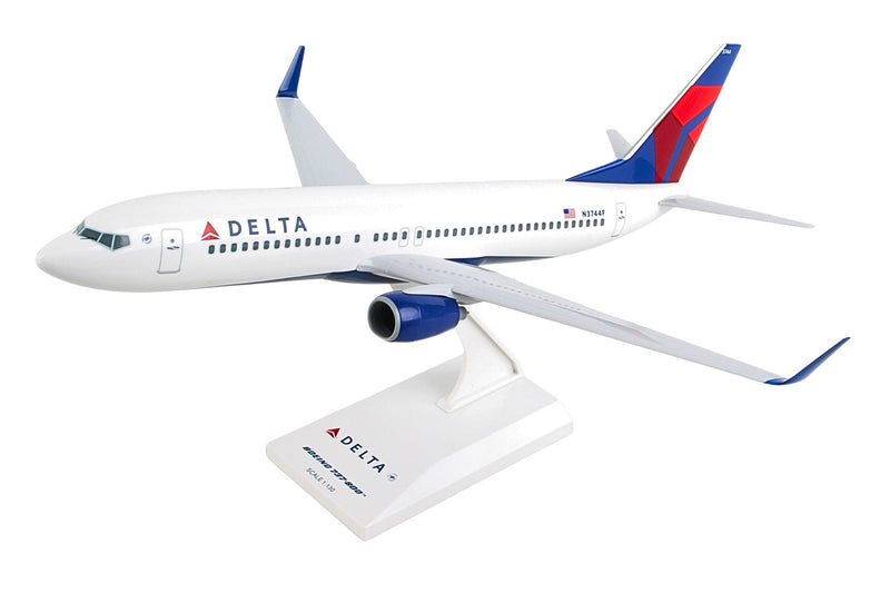 Skymarks Delta Airlines Boeing 737-800 New Livery Plastic Model - Scale 1:130