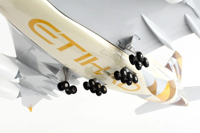 Skymarks Etihad Airbus A380-800 Plastic Model - Scale 1:200