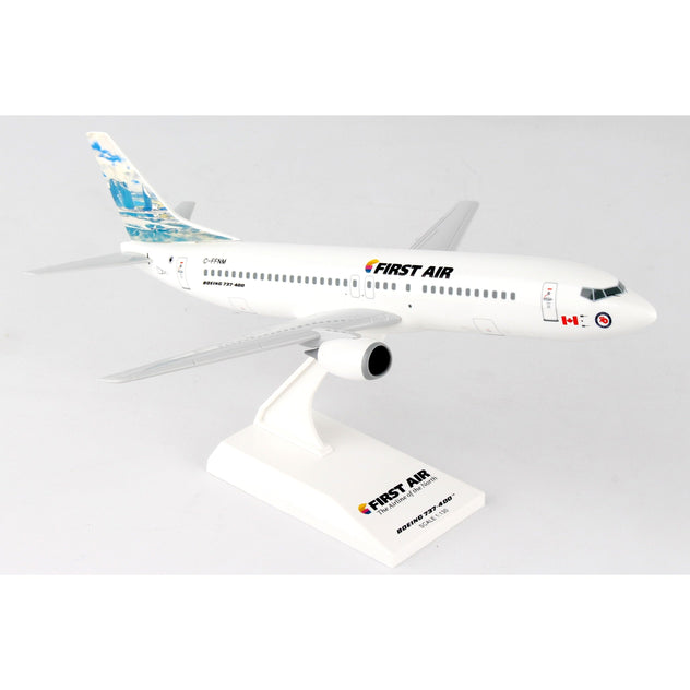 Skymarks Boeing 737-400 First Air Iceberg Livery 1:130 Plastic Model Aircraft