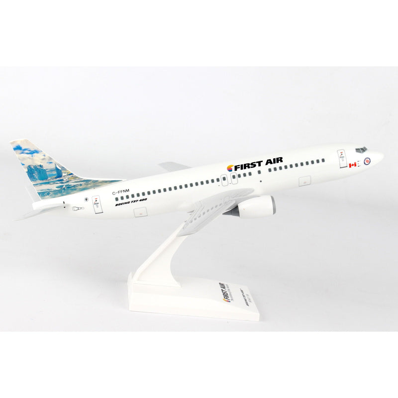 Skymarks First Air Boeing 737-400 Iceberg Livery Plastic Model - Scale 1:130