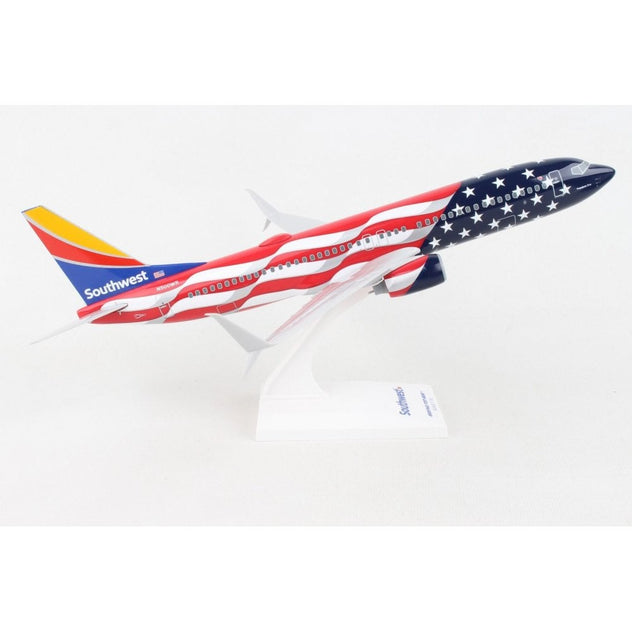 Skymarks Boeing 737-800 Southwest Freedom One 1:130 Plastic Model Aircraft