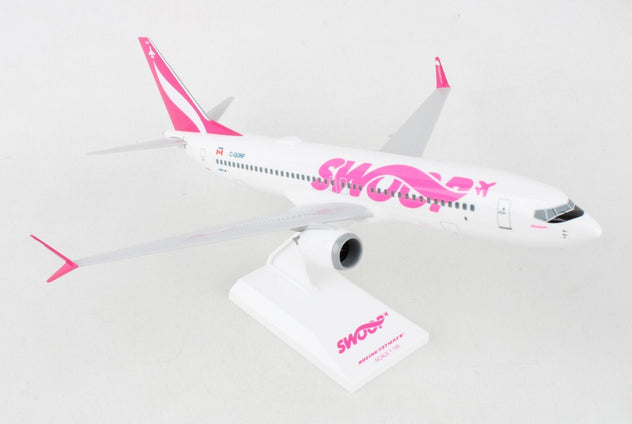 Skymarks Boeing 737 Max-8 Swoop 1:130 Plastic Model Aircraft