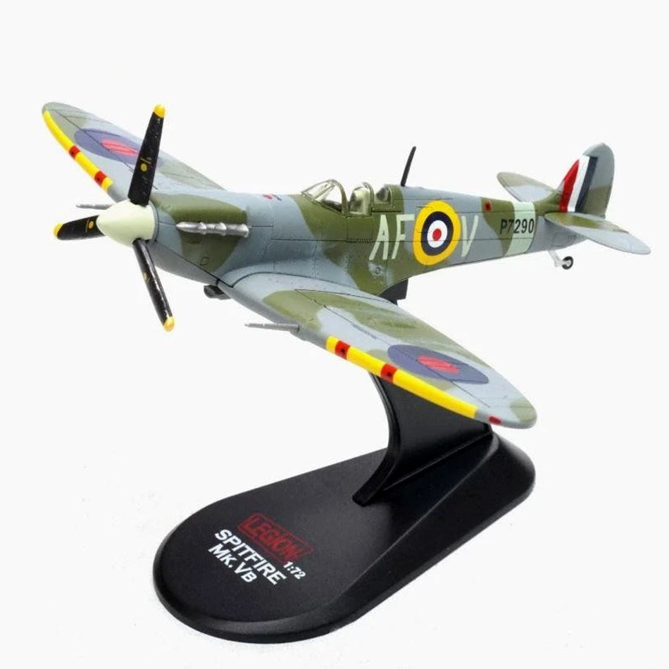 Panzerkampf Spitfire Mk.IIA AF-V RAF Duxford 1:72 Diecast Model Aircraft PAN14618LD