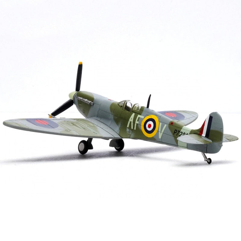 Panzerkampf Spitfire Mk.IIA AF-V RAF Duxford 1:72 Diecast Model Aircraft PAN14618LD
