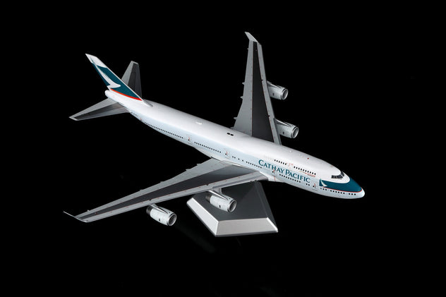 SQ Wings Cathay Pacific Boeing 747-400 B-HUJ 1/200 Diecast Model Aircraft