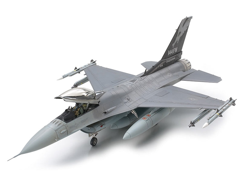 Tamiya F-16C [Block 25/32] Fighting Falcon ANG 1:48 Plastic Kit