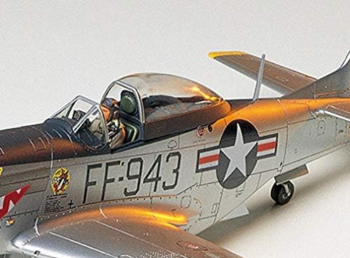 Tamiya F-51D Mustang Korean War 1:48 Plastic Model Aircraft Kit 61044